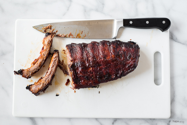 Sticky, Spicy Pork Rib - they're fall off the bone good! And SO easy to make!